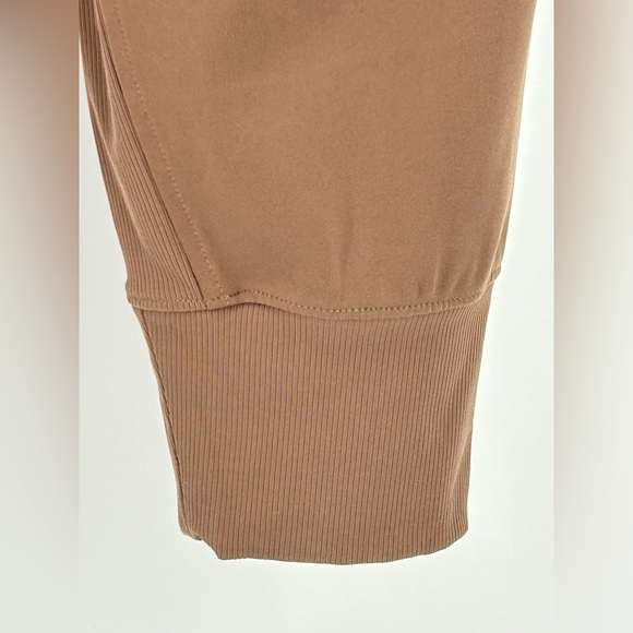 Athleta Venice Jogger Pants Rustic Beige- Women's Medium- 597888 - Picture 12 of 12